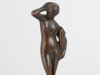 Bro 224  Bro 224, Stehende Frau, nach einem italienischen Vorbild des 16. Jahrhunderts, Guss Italien, 17. Jahrhundert, Bronze, H. 13,8 cm : Aufnahmedatum: 2008, Personen